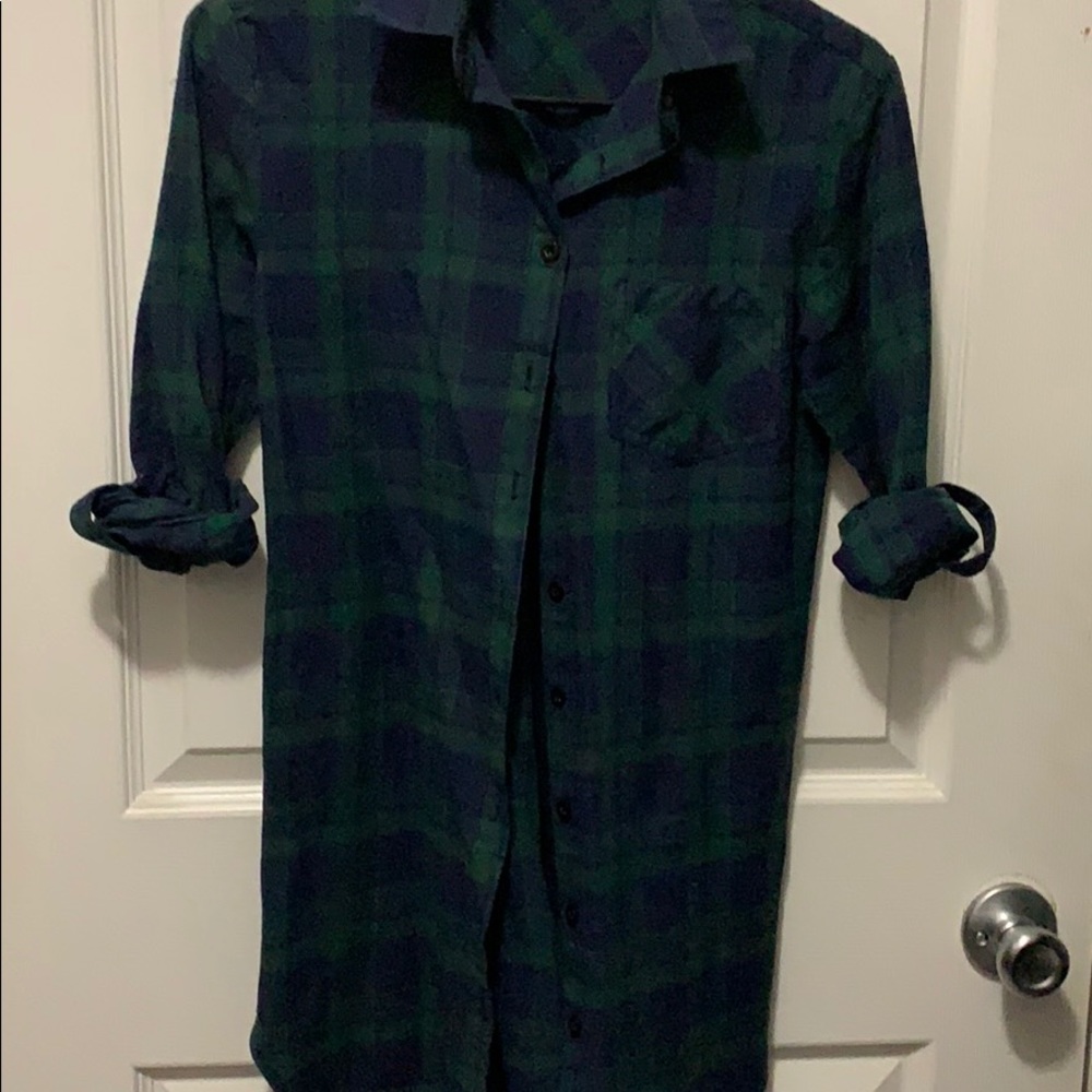 Blouses - Picture 2 of 3